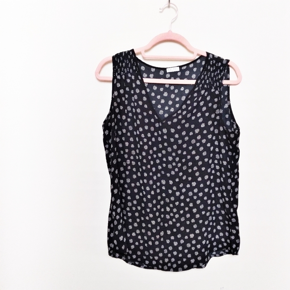 Spense Black and White V Neck Sleeveless Blouse Size Large
